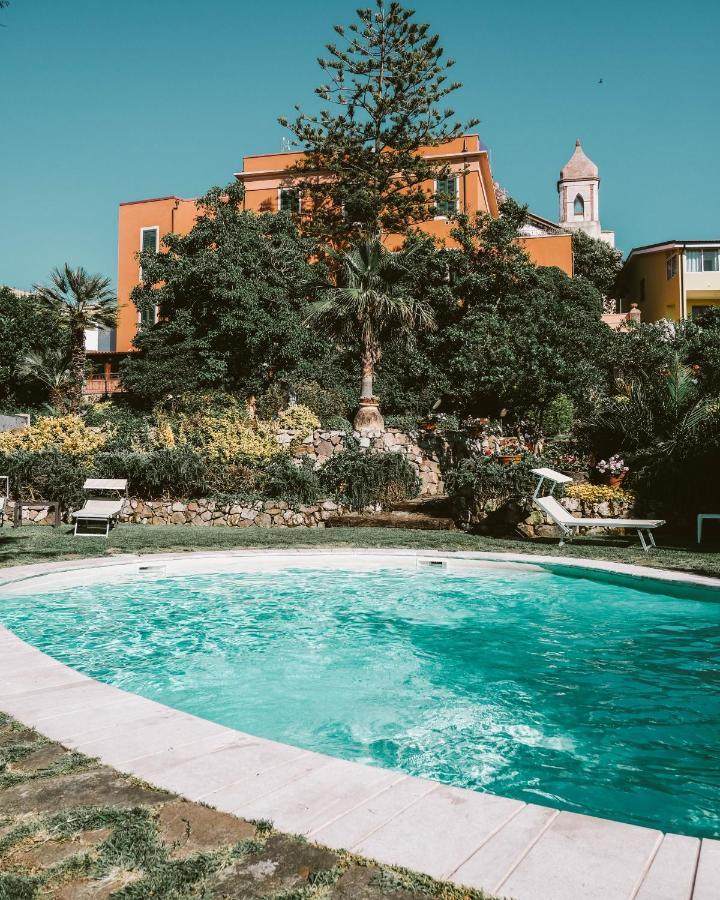 Hotel Villa Gli Asfodeli Tresnuraghes Buitenkant foto